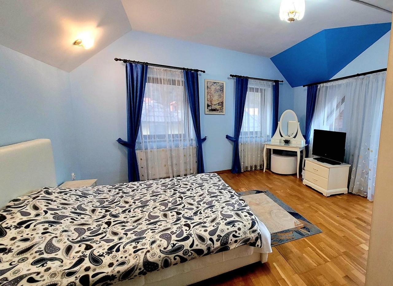 Casa Regal Villa Braşov Buitenkant foto